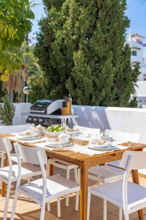Charmant Appartement Met Groot Terras In Estepona
